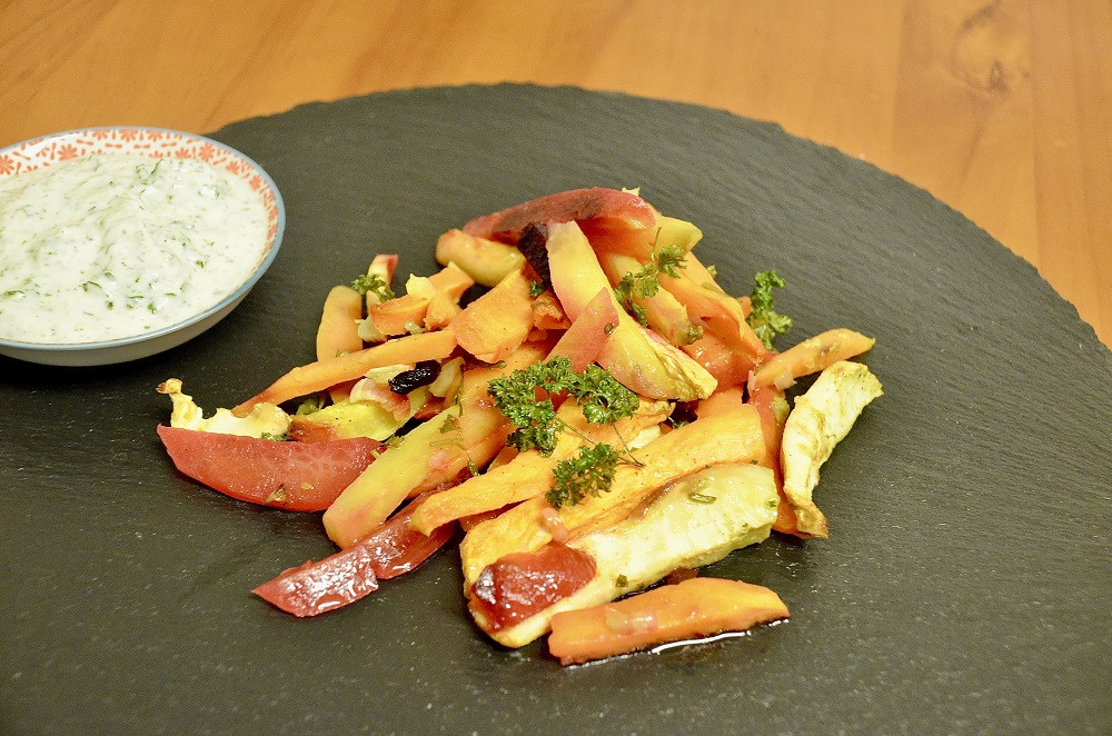 Rezeptbild für Buntes Wintergemüse aus dem Ofen