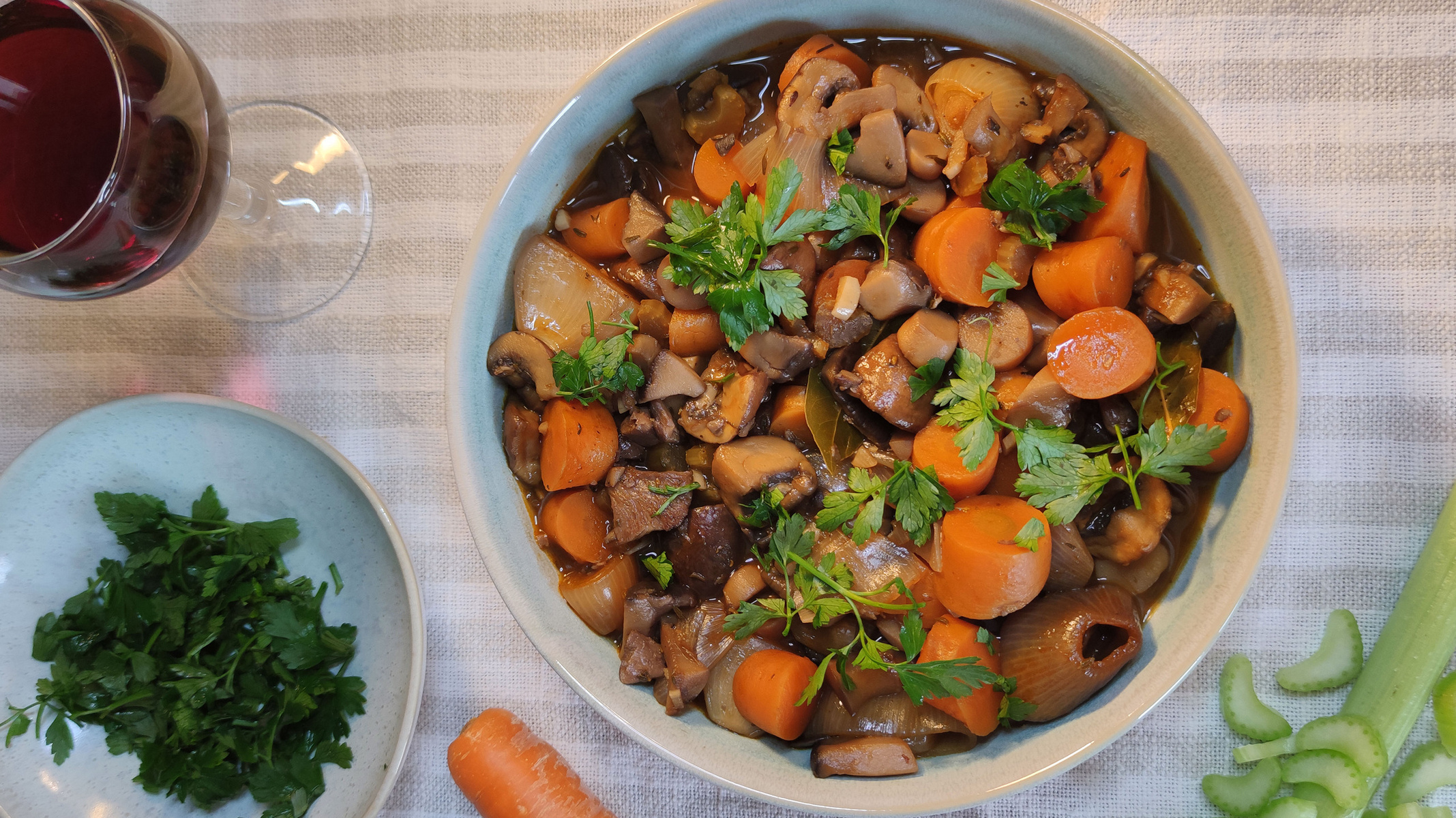 Rezeptbild für Pilzgulasch